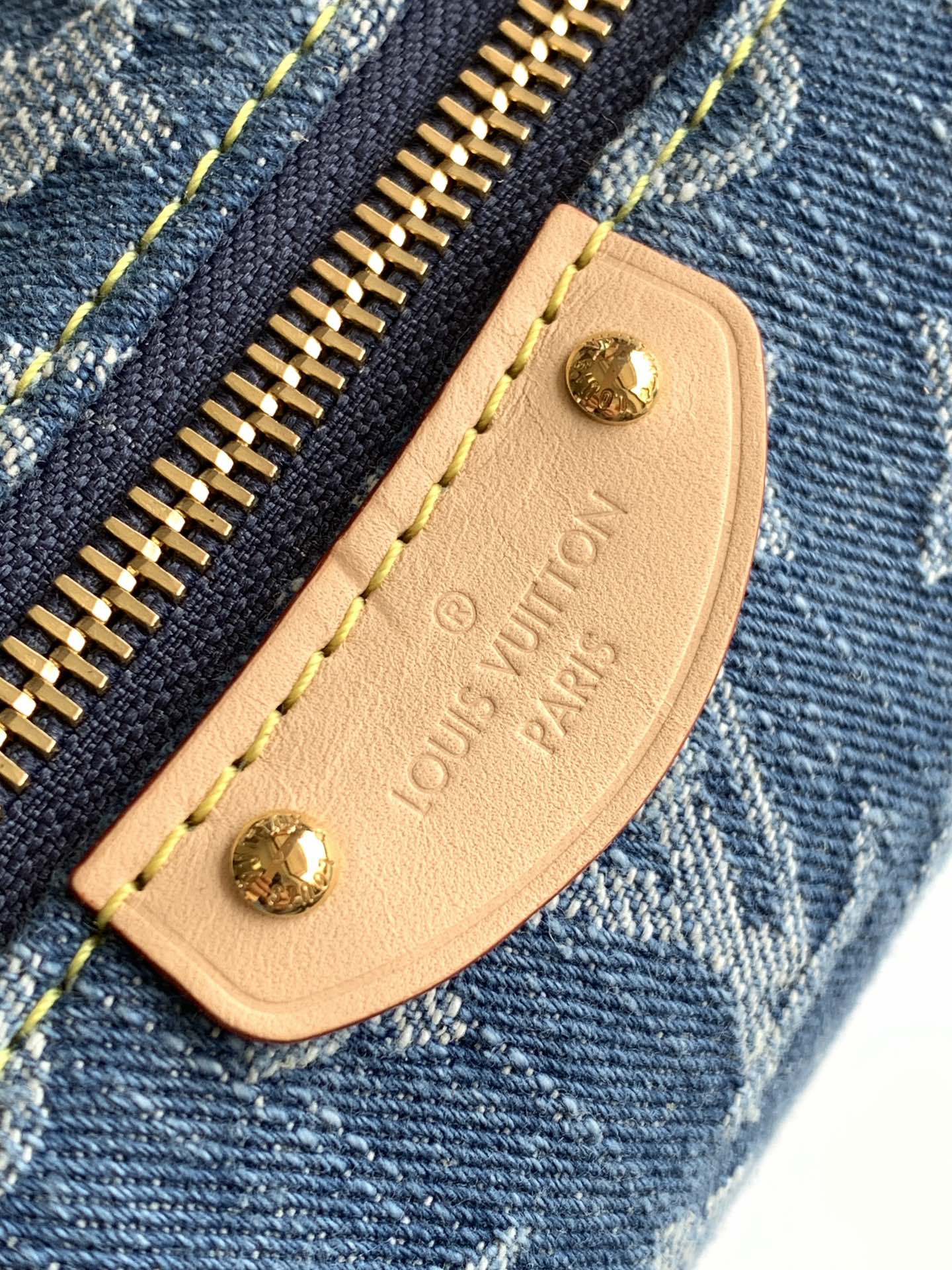 Louis Vuitton Hills Pochette – Monogram Denim