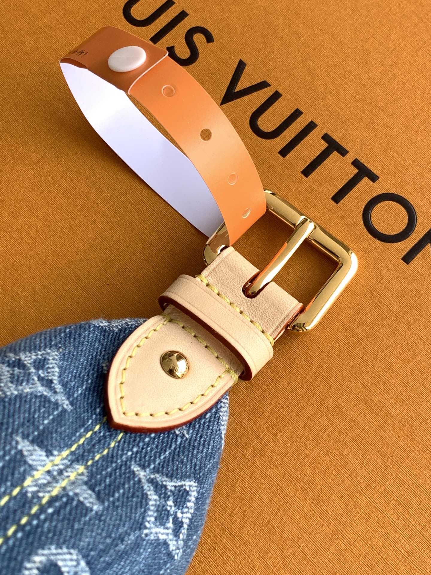 Louis Vuitton Hills Pochette – Monogram Denim