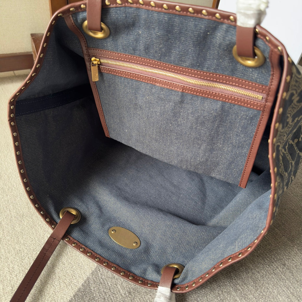 Celine Barcelona Tote – Triomphe Denim