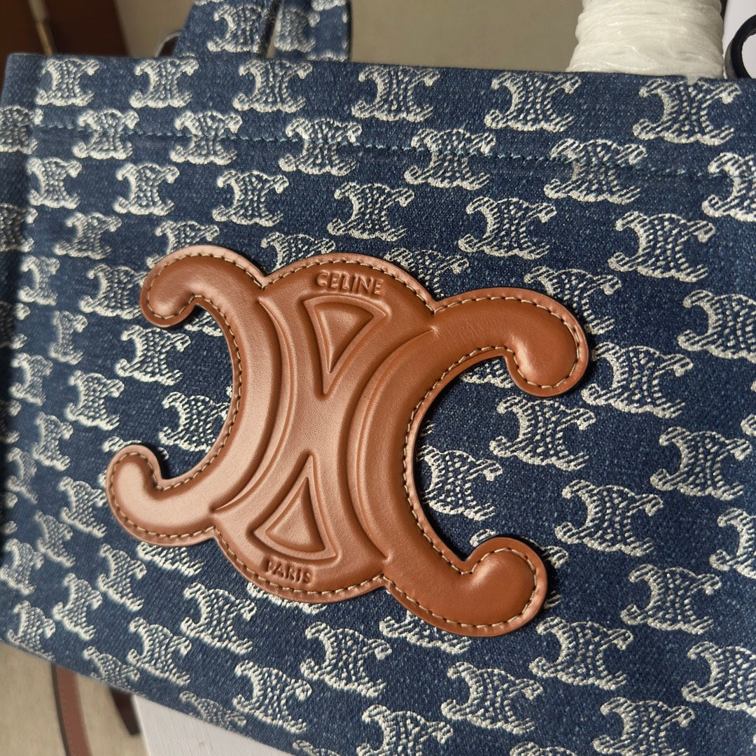 Celine Cabas Thais – Triomphe Denim