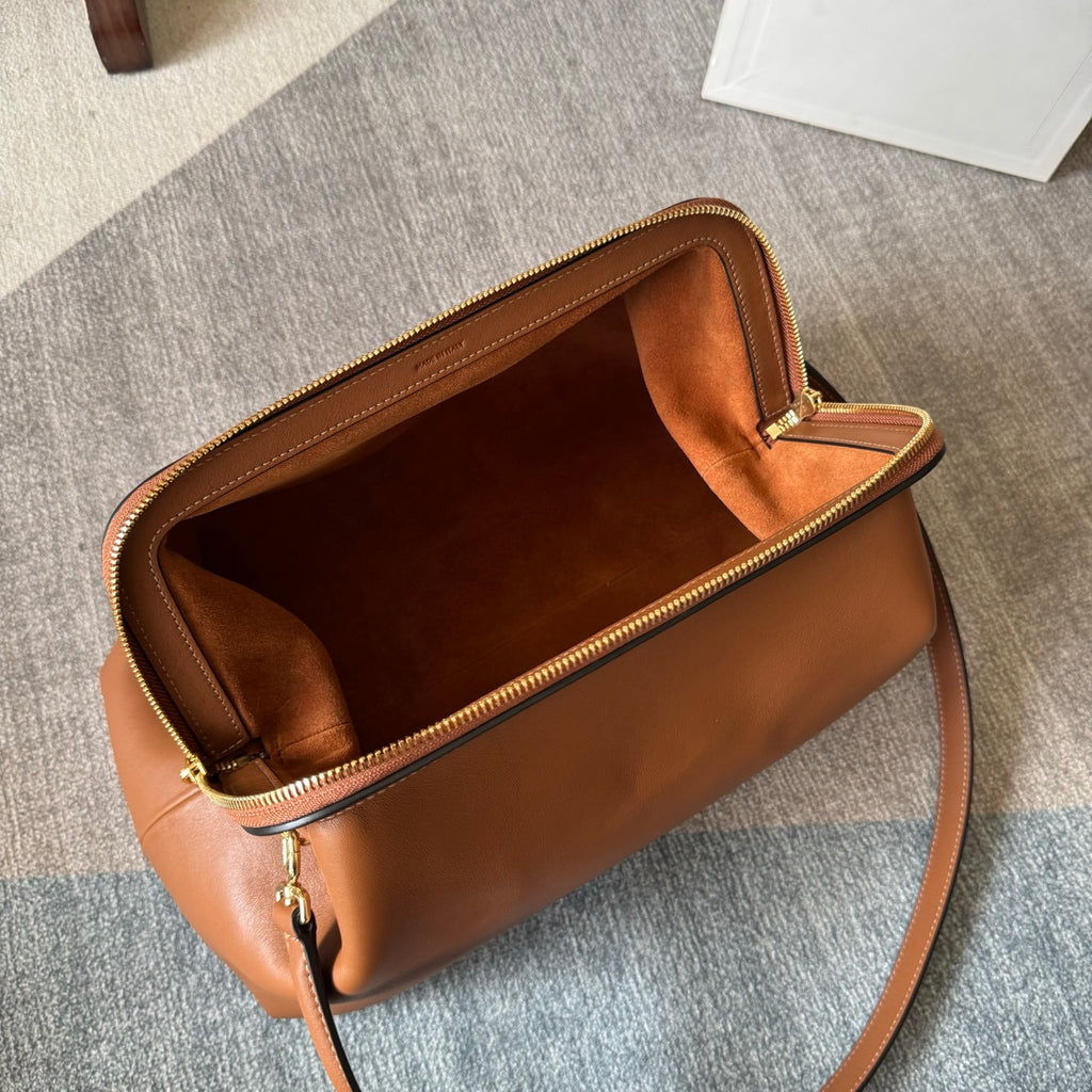 Celine Doctor Pouch – Tan