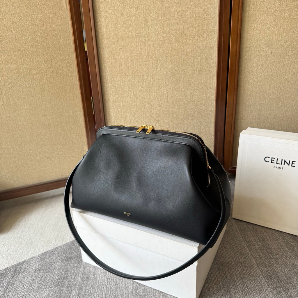 Celine Doctor Pouch – Black