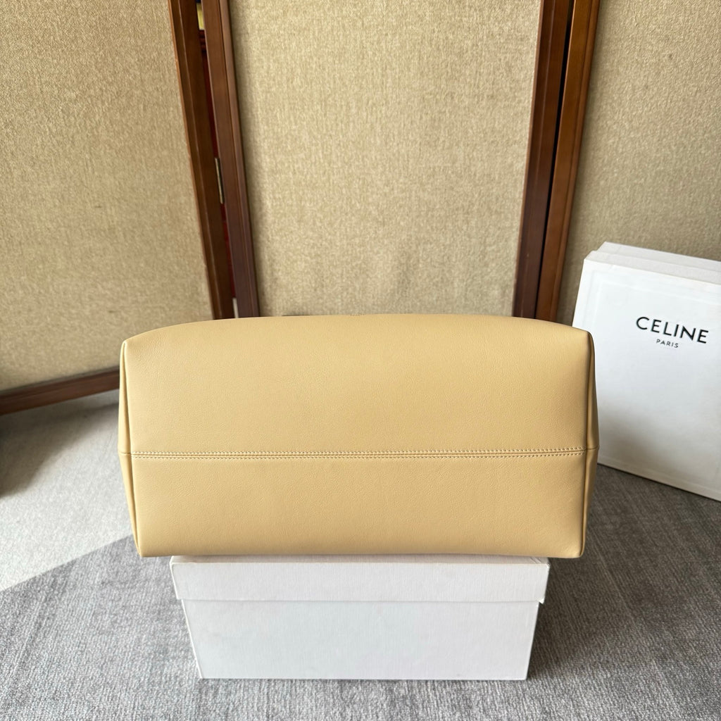Celine Doctor Pouch – Cream