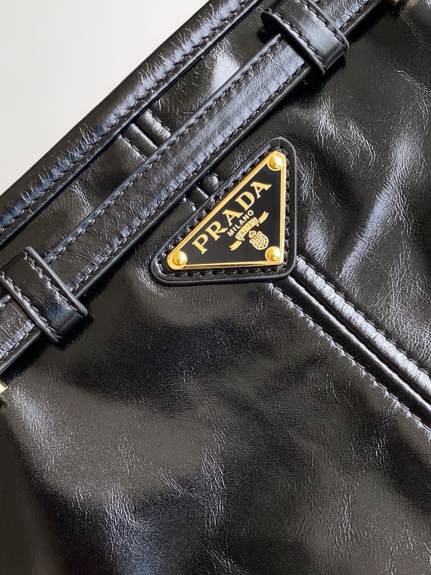 Prada Bonnie Bag – Black Glazed Leather