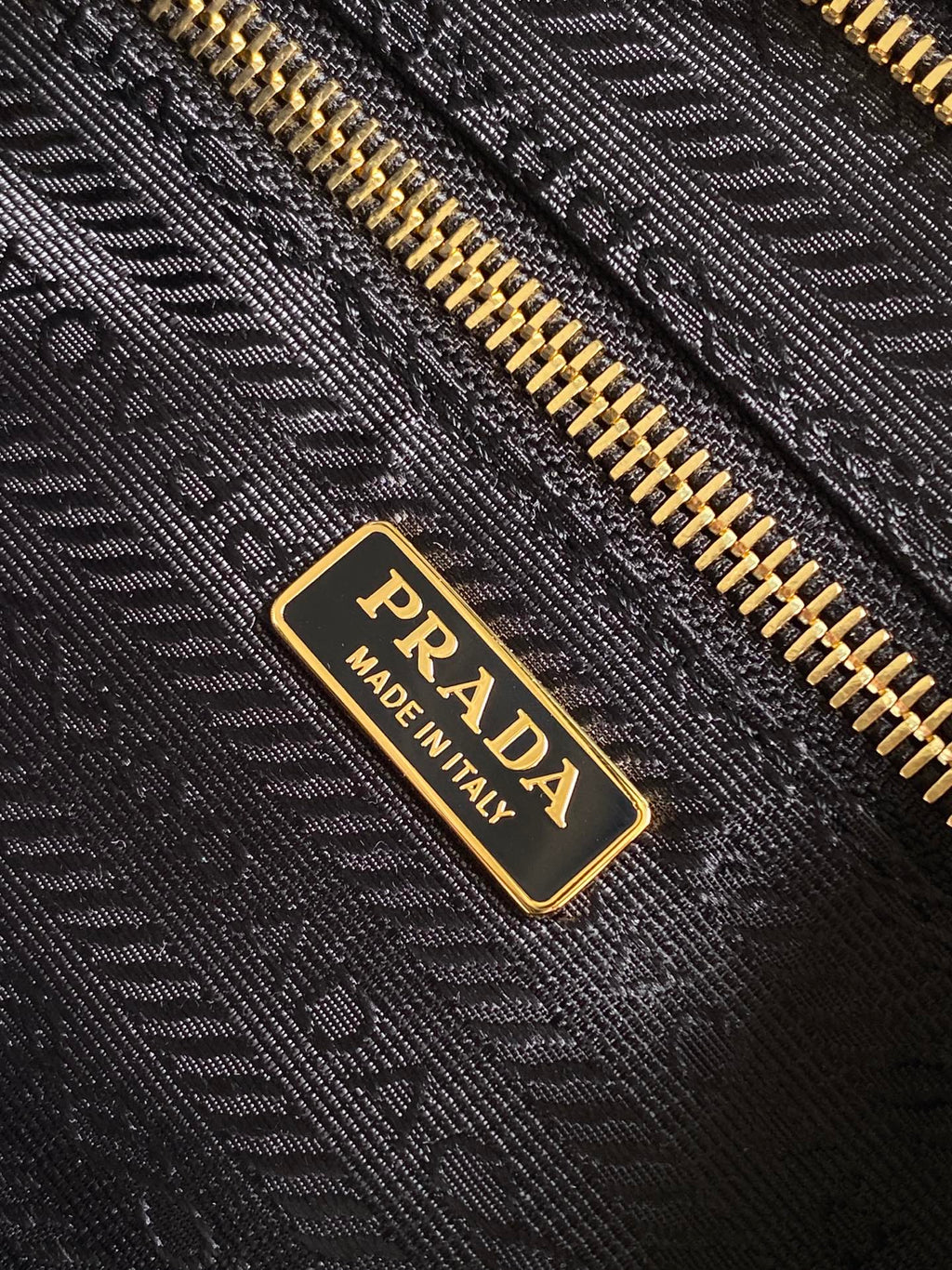 Prada Bonnie Bag – Black Glazed Leather