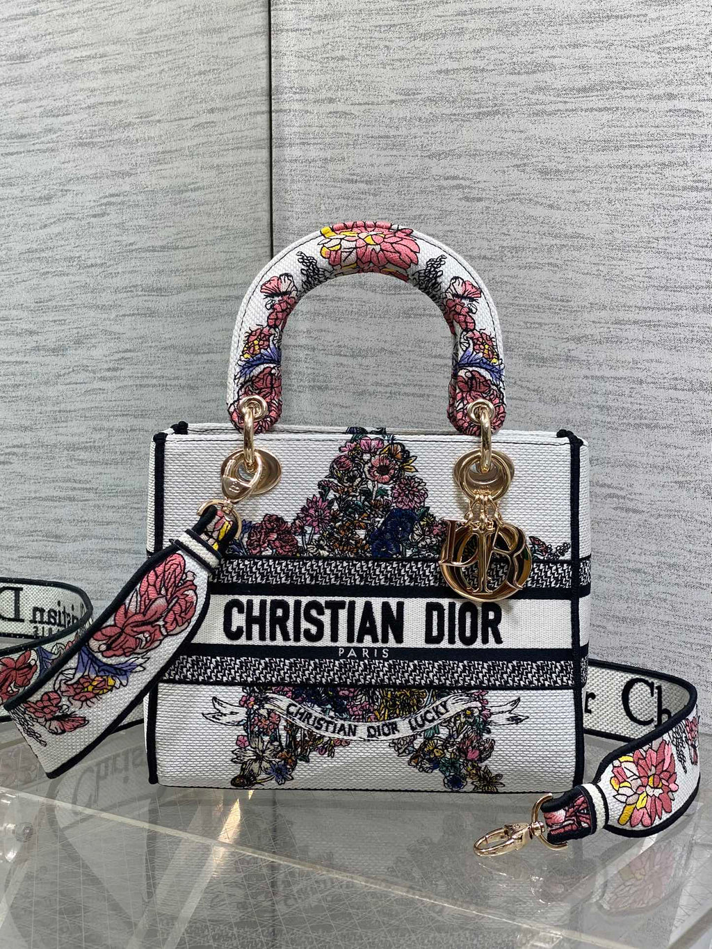 Dior Lady D-Lite Bag – Lucky Flower Embroidery (White / Multicolour)