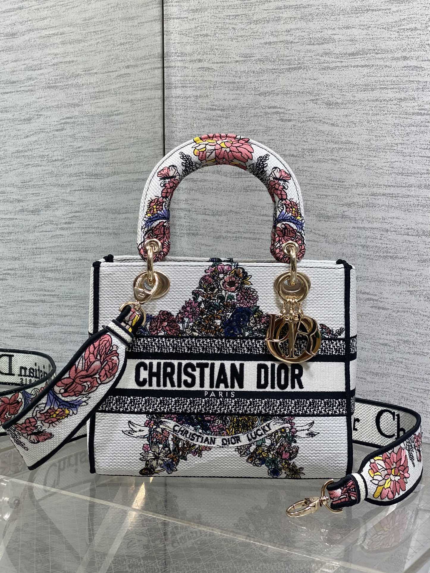 Dior Lady D-Lite Bag – Lucky Flower Embroidery (White / Multicolour)