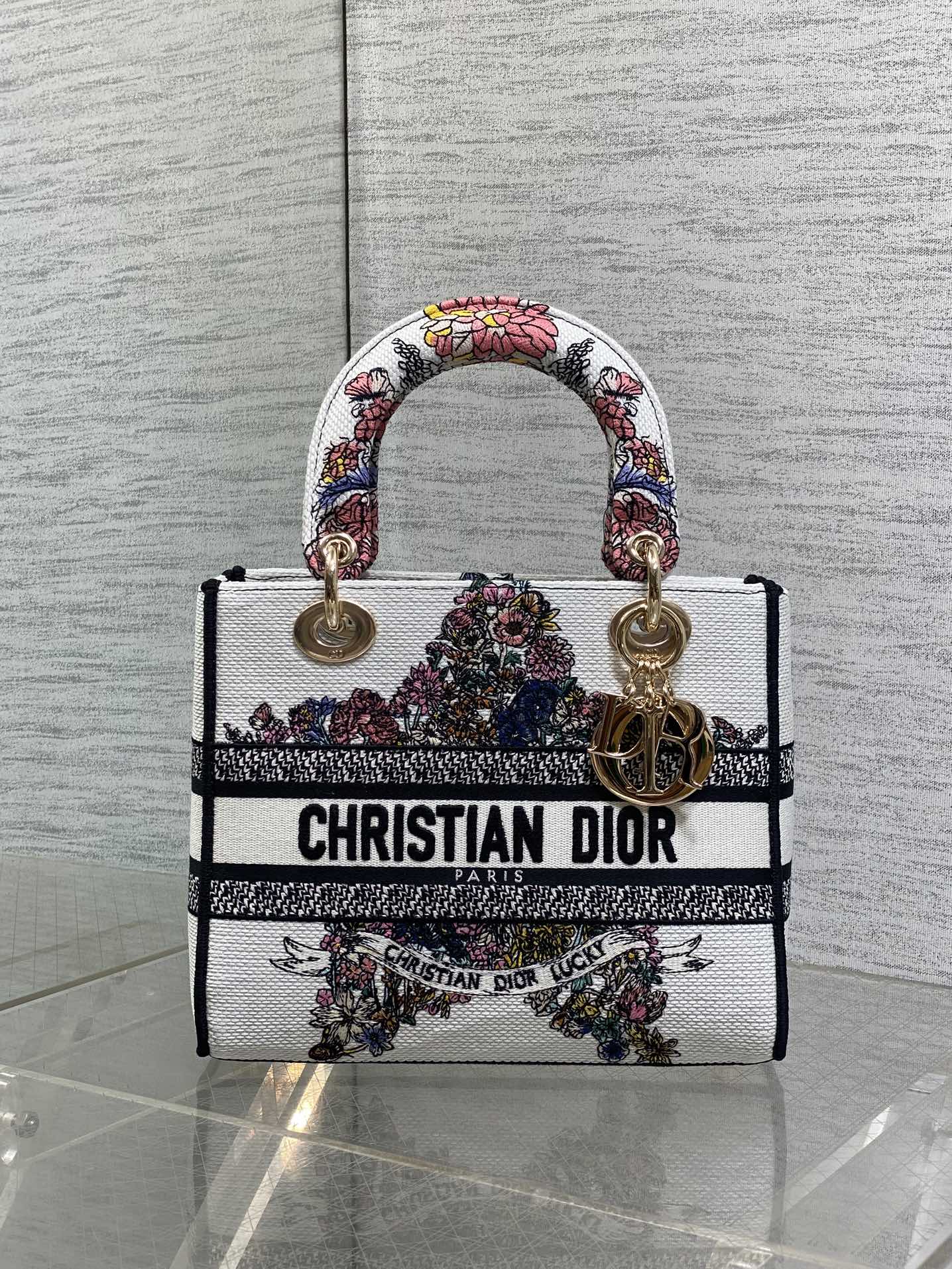 Dior Lady D-Lite Bag – Lucky Flower Embroidery (White / Multicolour)