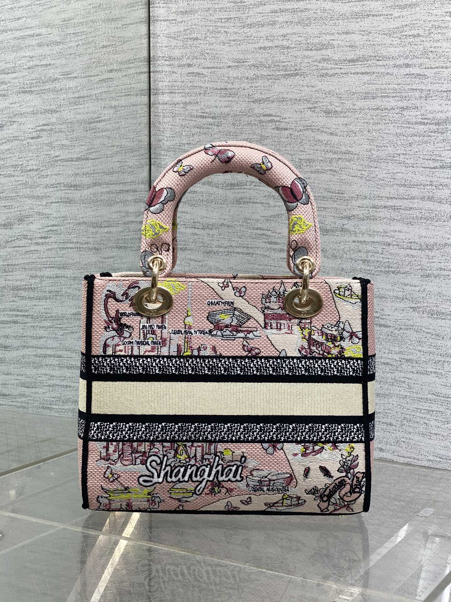 Dior Lady D-Lite Bag – Shanghai Butterfly Embroidery (Pink / Multicolour)