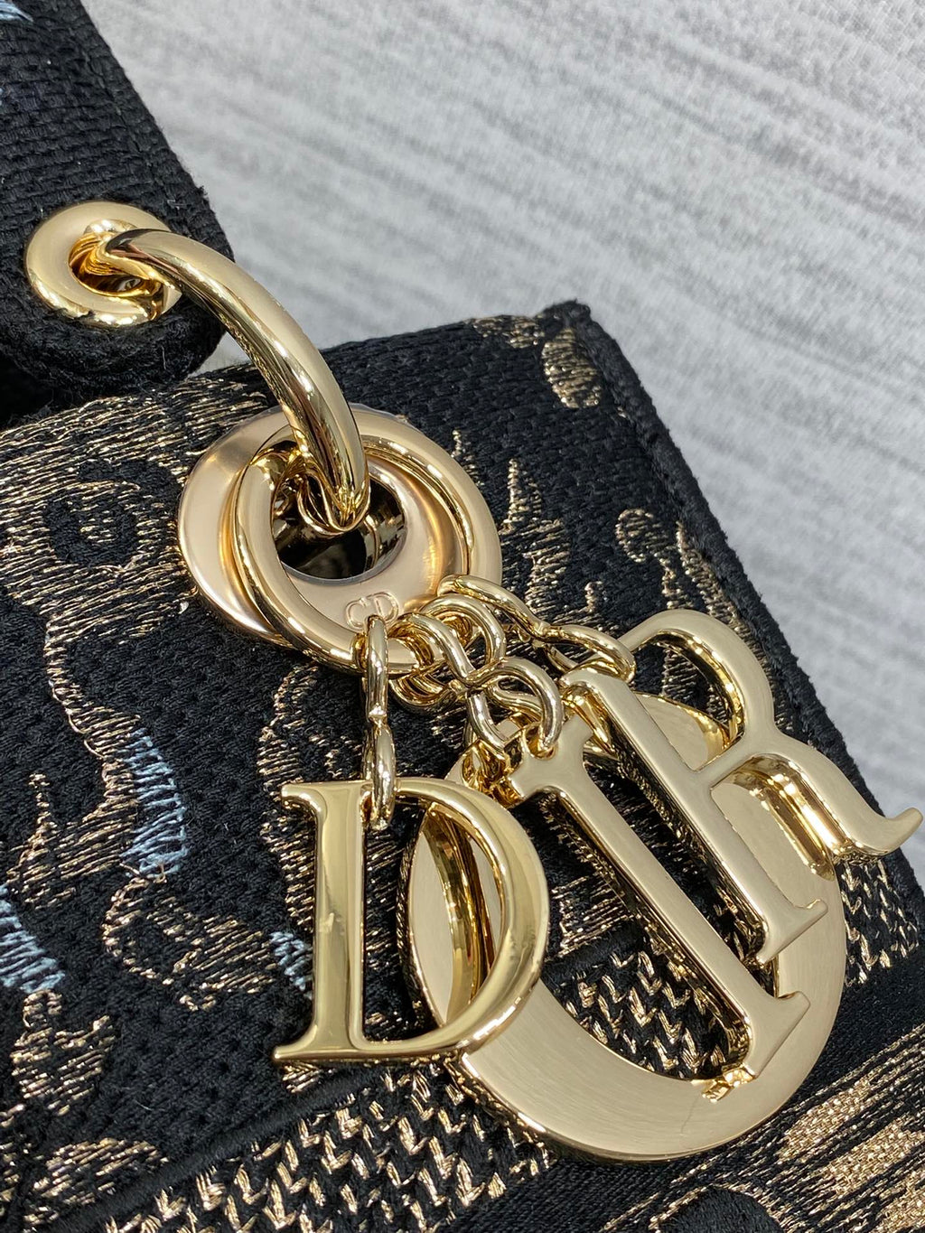 Dior Lady D-Lite Bag – Animal Toile de Jouy Embroidery (Black / Gold)