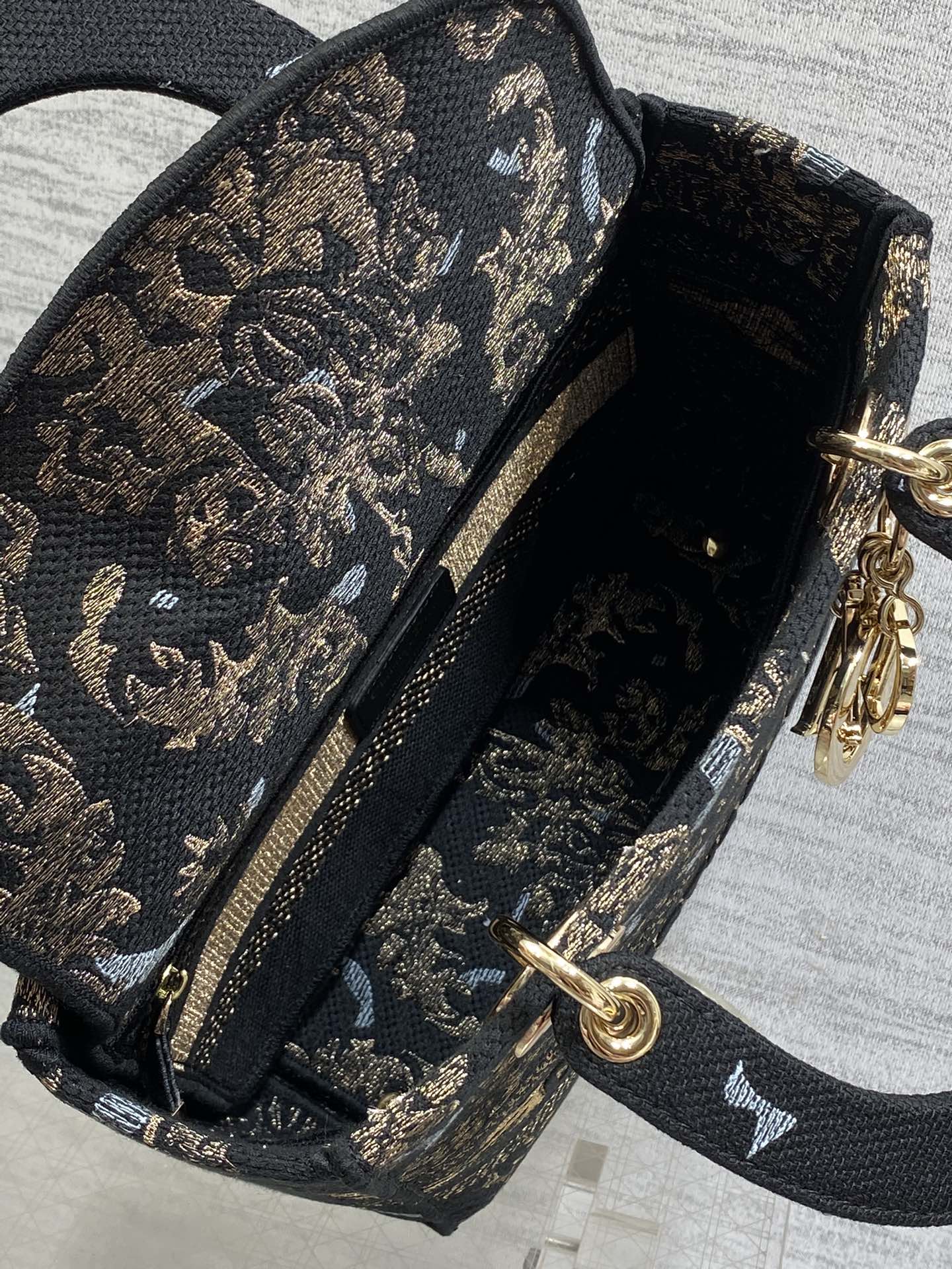 Dior Lady D-Lite Bag – Animal Toile de Jouy Embroidery (Black / Gold)