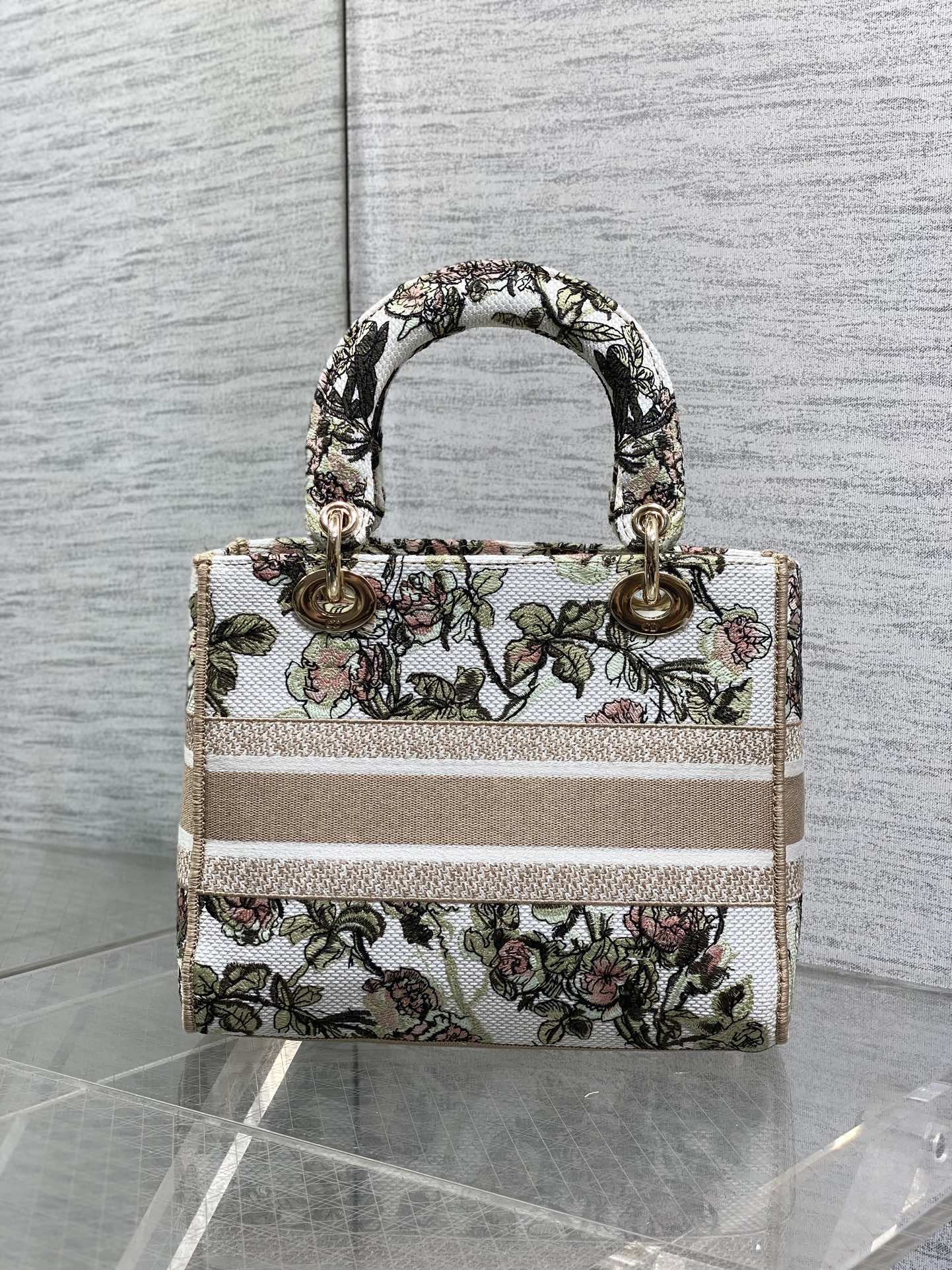 Dior Lady D-Lite Bag – Granville Rose Embroidery (Oat / Vintage Green)