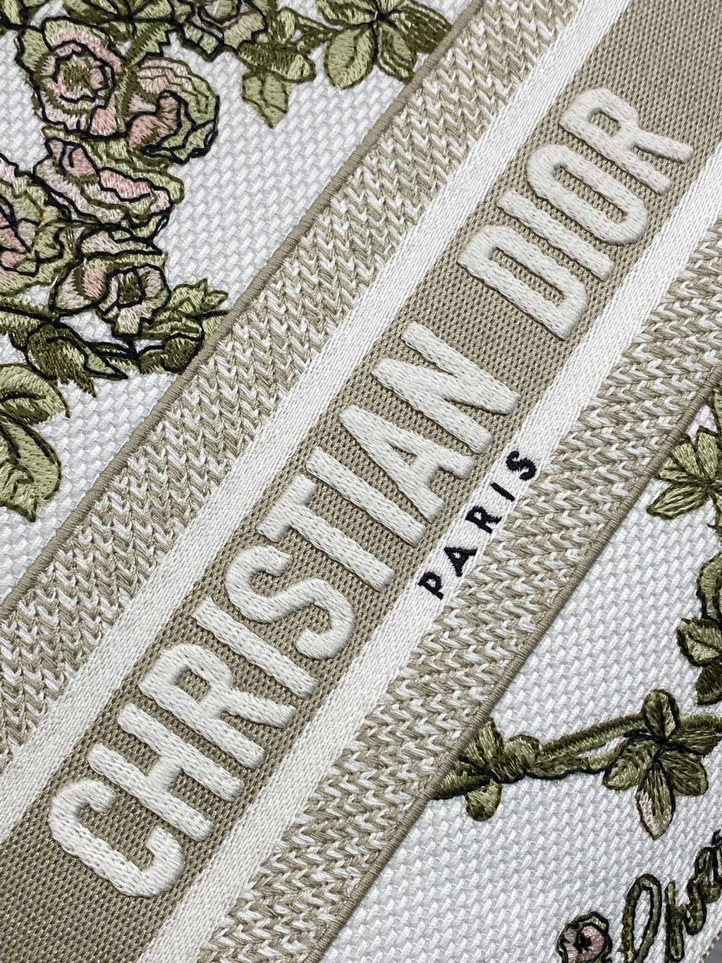 Dior Lady D-Lite Bag – Baroque Rose Vine Embroidery (White / Sage Green)