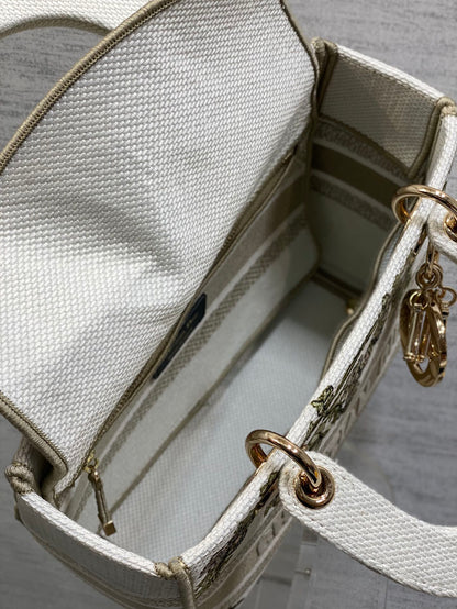 Dior Lady D-Lite Bag – Baroque Rose Vine Embroidery (White / Sage Green)