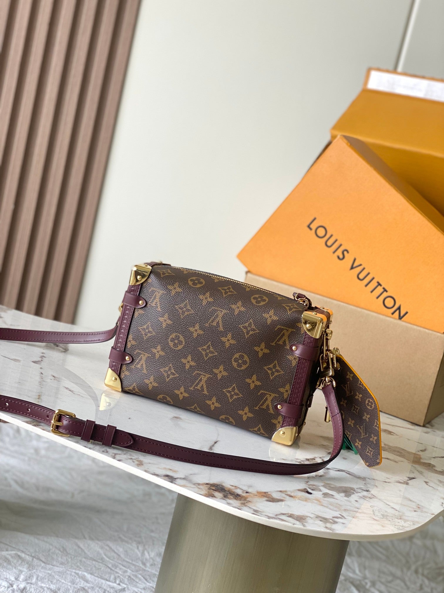 Louis Vuitton Getaway Side Trunk MM - Monogram Canvas