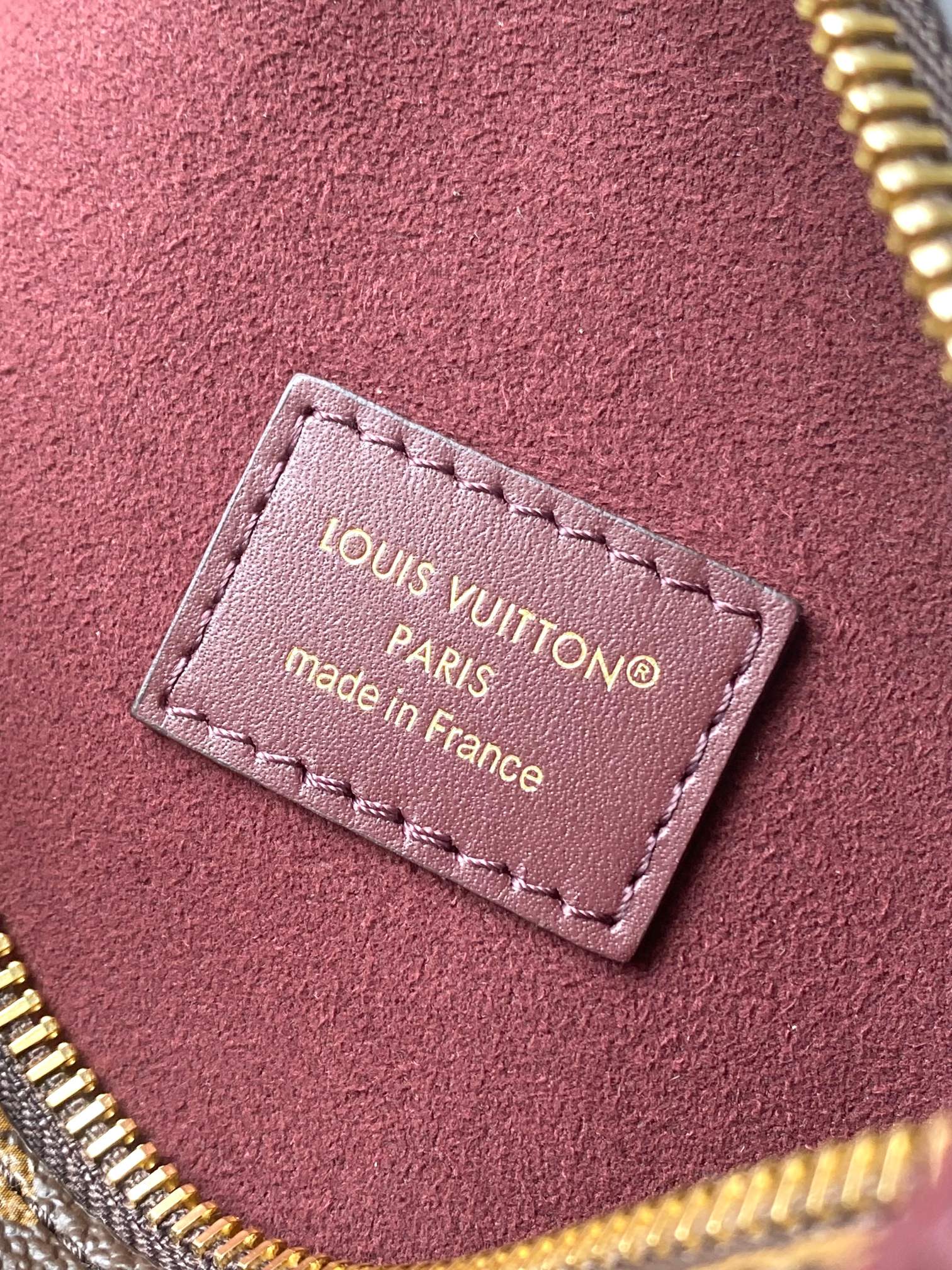 Louis Vuitton Getaway Side Trunk MM - Monogram Canvas