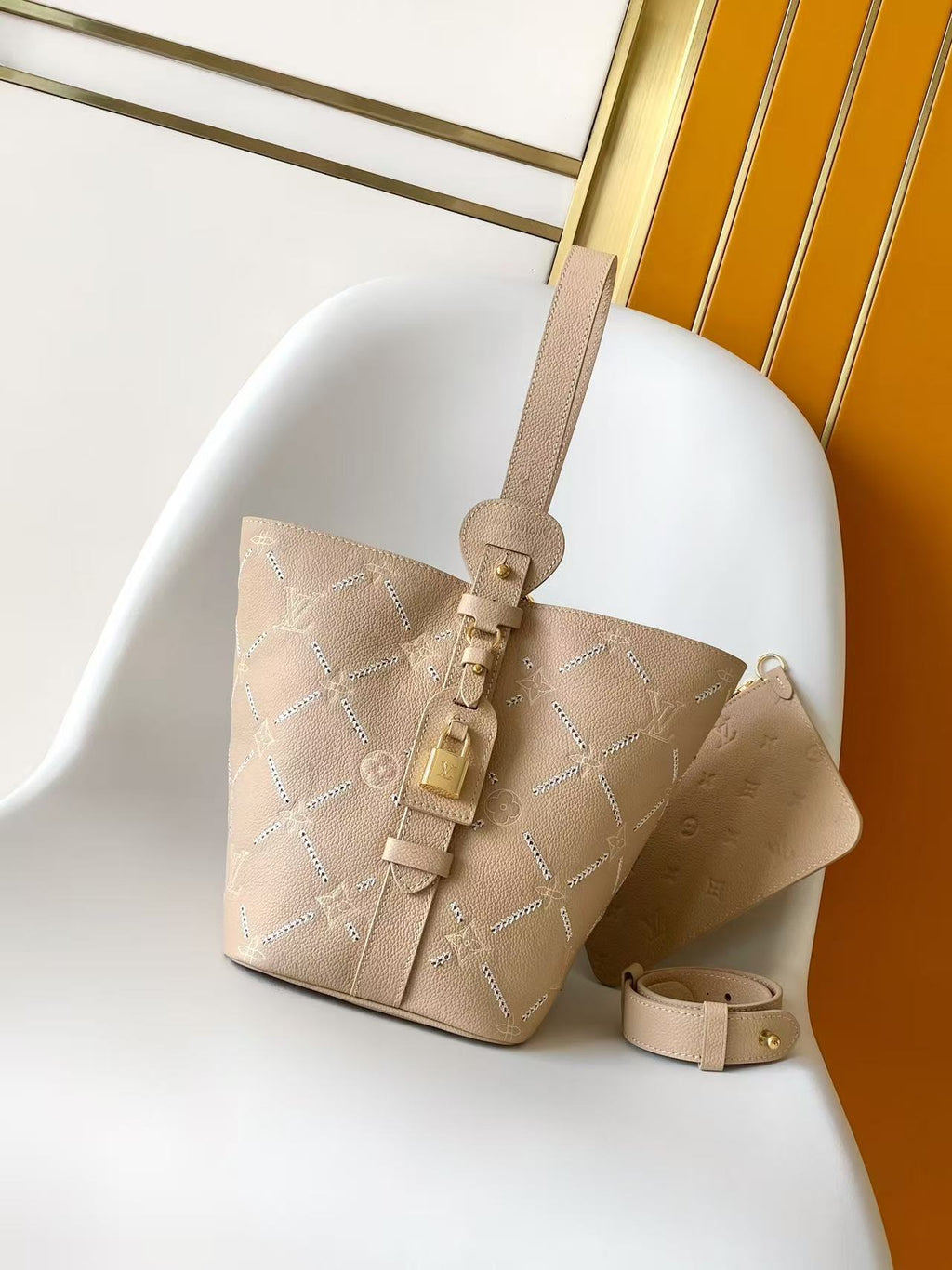 Louis Vuitton All In MM - Monogram Empreinte Couture