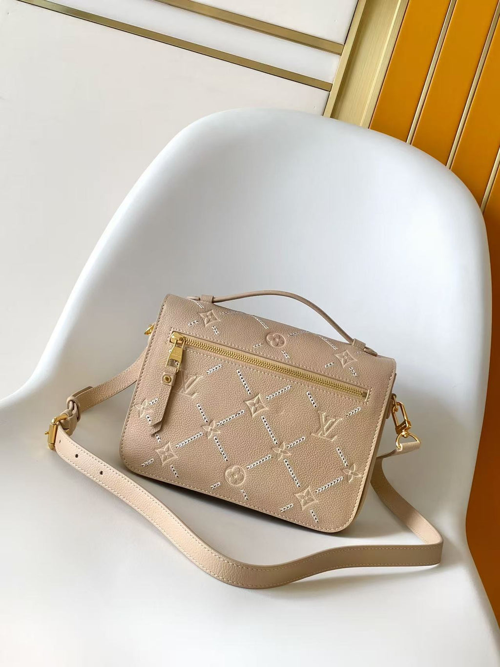Louis Vuitton Pochette Métis - Monogram Empreinte Leather