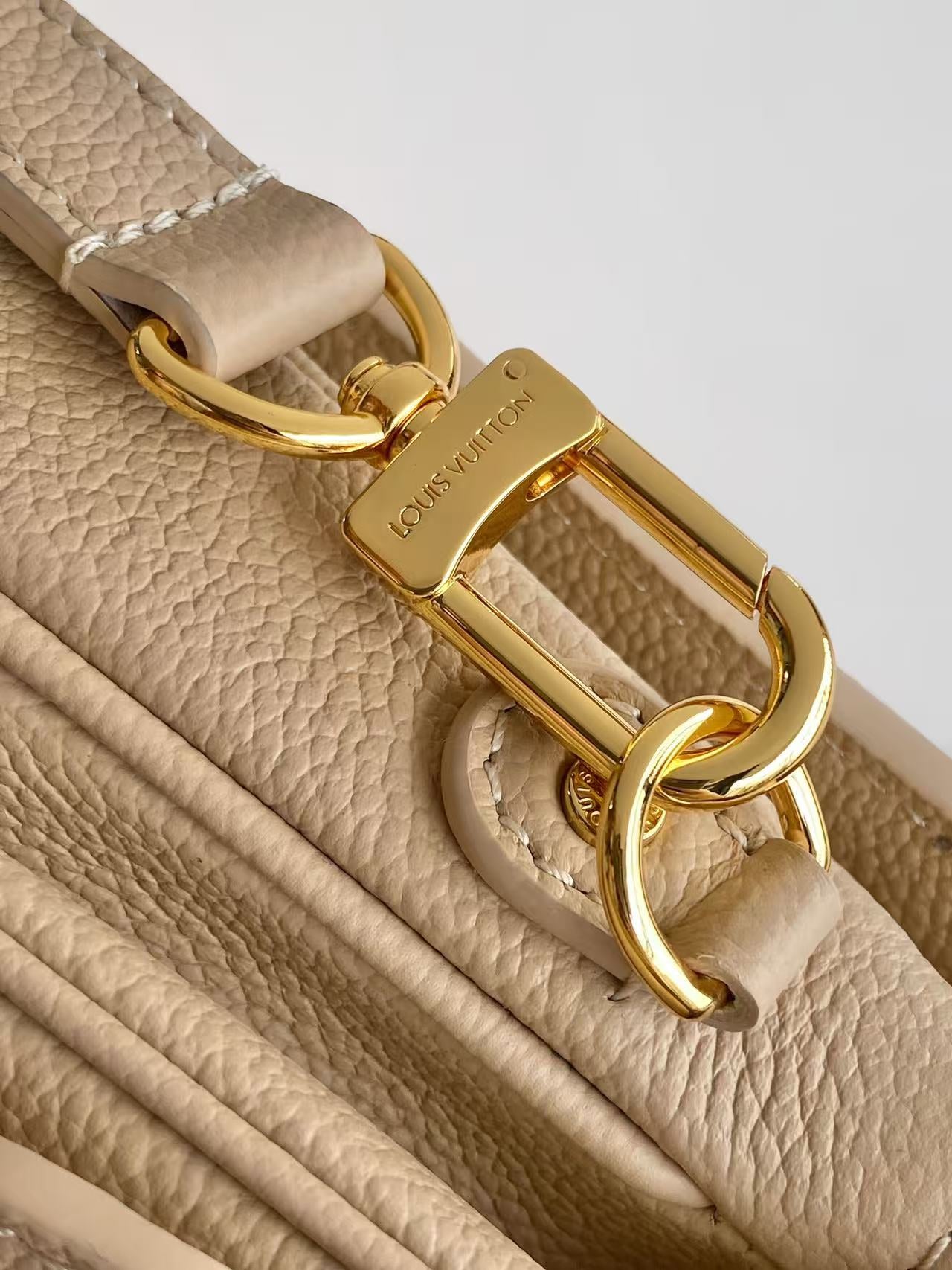 Louis Vuitton Pochette Métis - Monogram Empreinte Leather