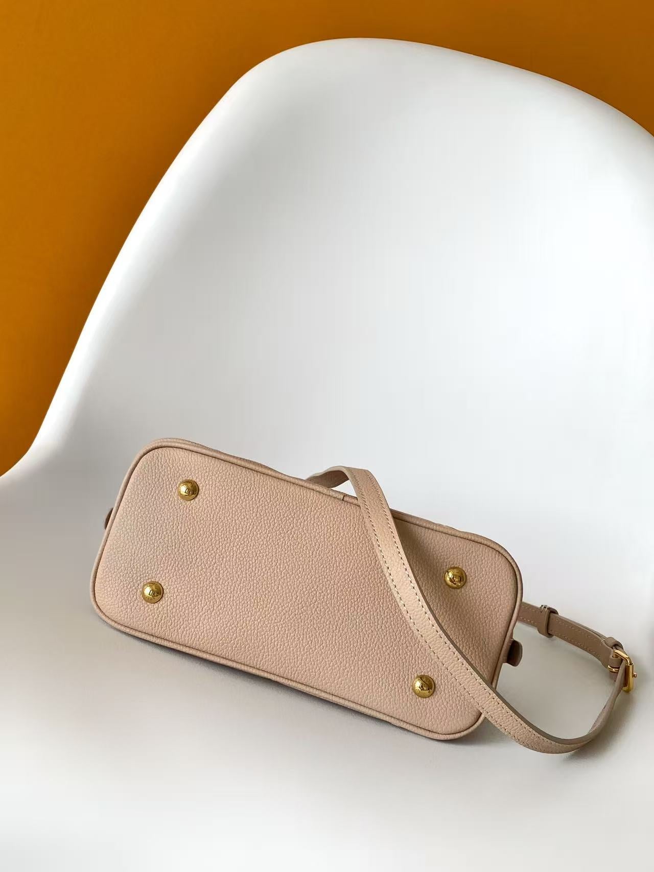 Louis Vuitton Alma BB - Monogram Empreinte Couture