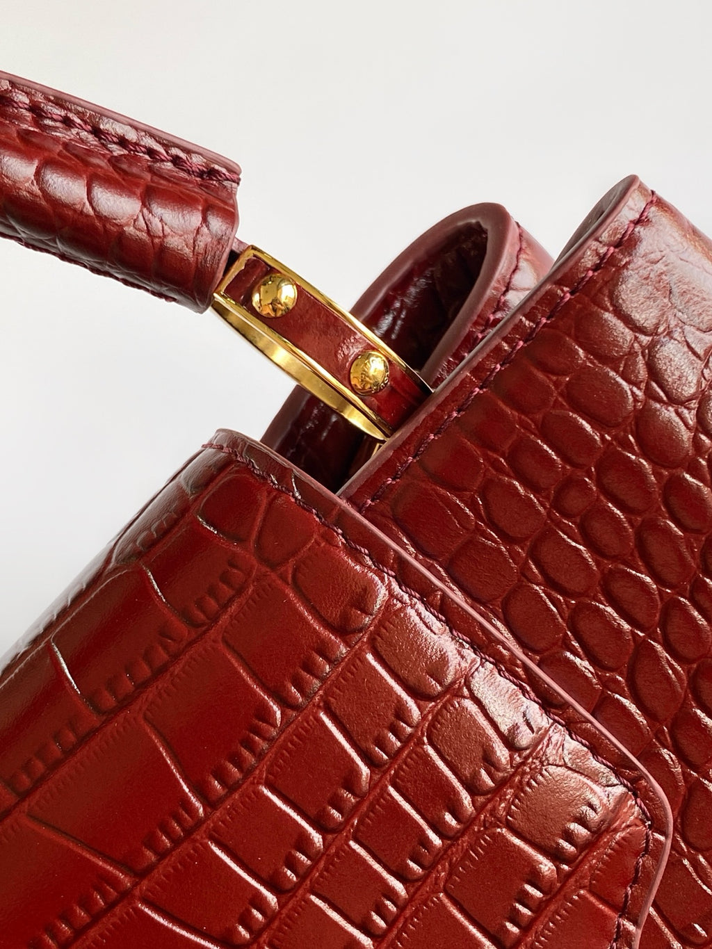 Louis Vuitton Capucines BB - Crocodile Embossed Leather Burgundy