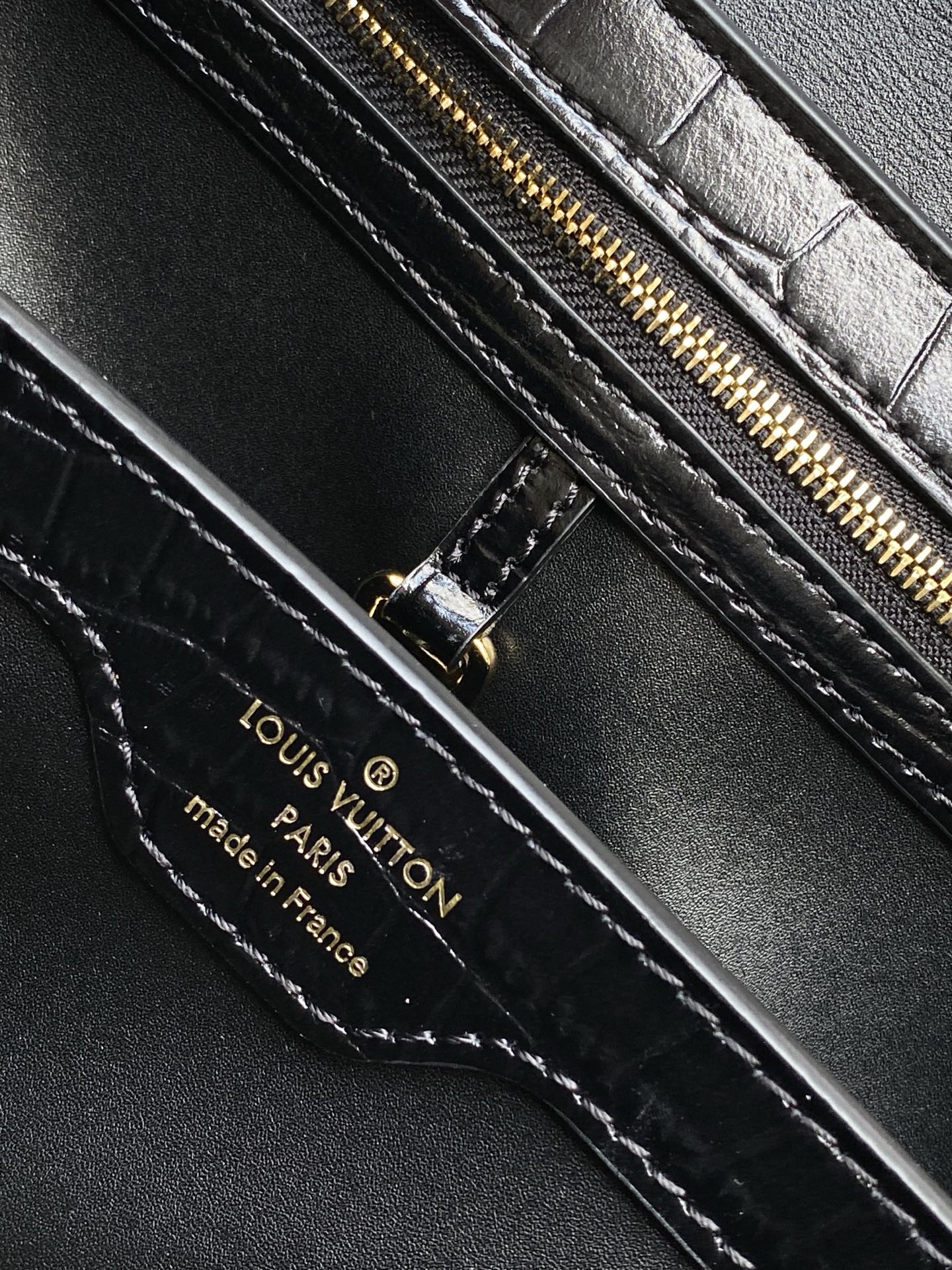 Louis Vuitton Capucines BB - Crocodile Embossed Leather Black