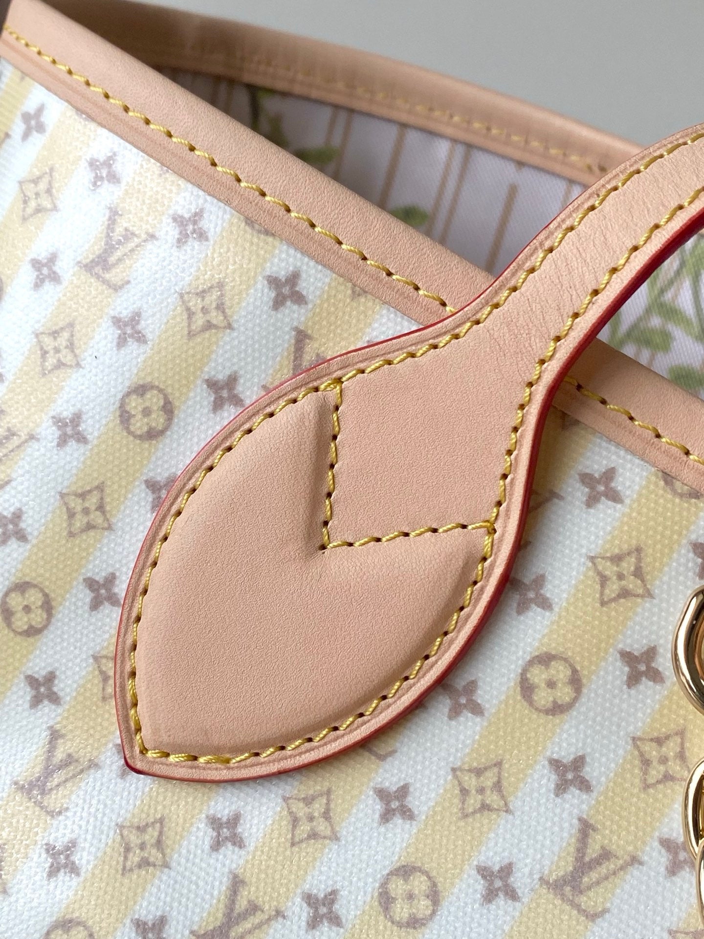 Louis Vuitton Neverfull MM - LV Stamp Light Yellow Monogram