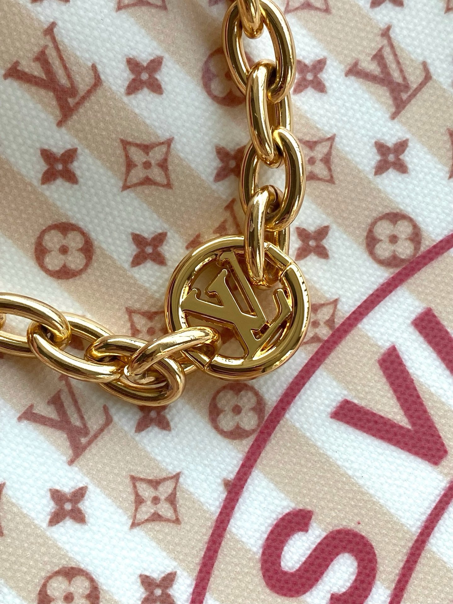 Louis Vuitton Neverfull MM - LV Stamp Nude Monogram