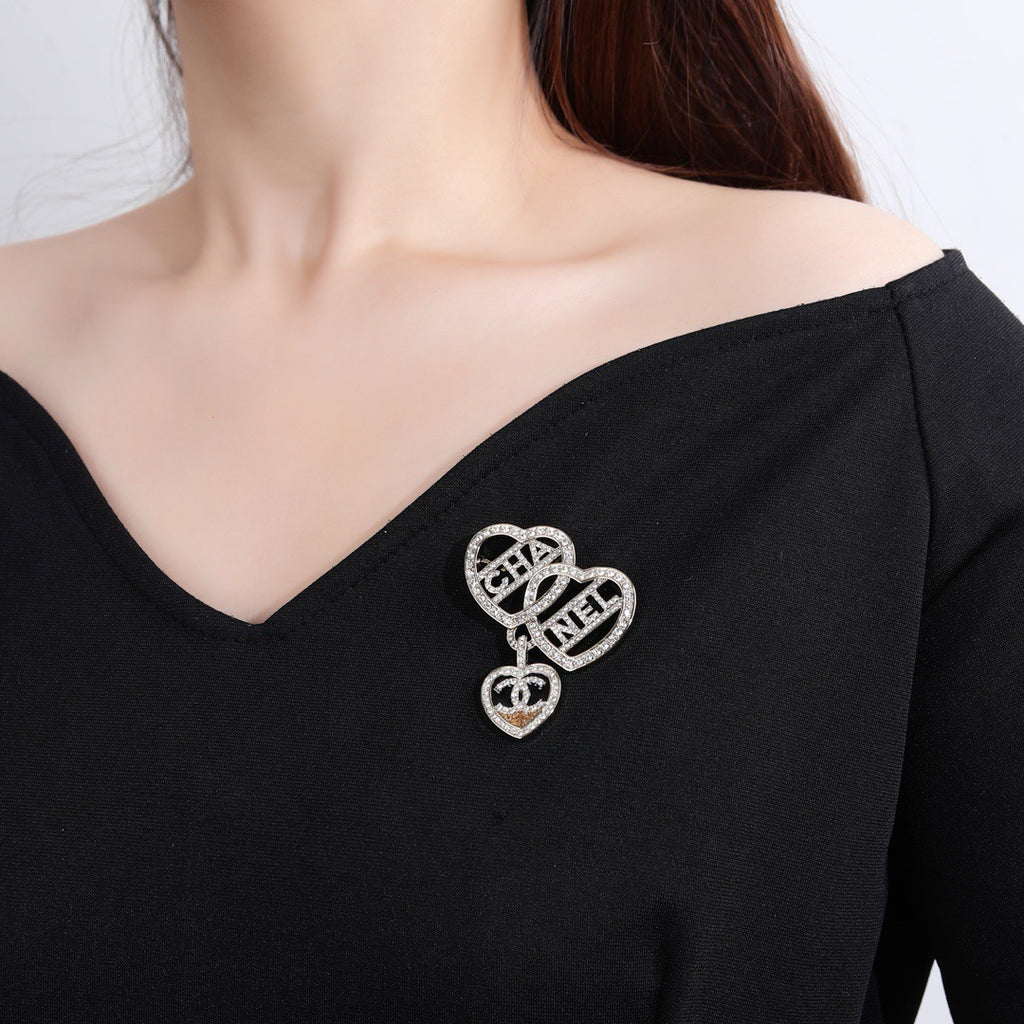 Chanel Crystal Interlocking Double Heart CHA-NEL Letter Pendant Brooch Pin