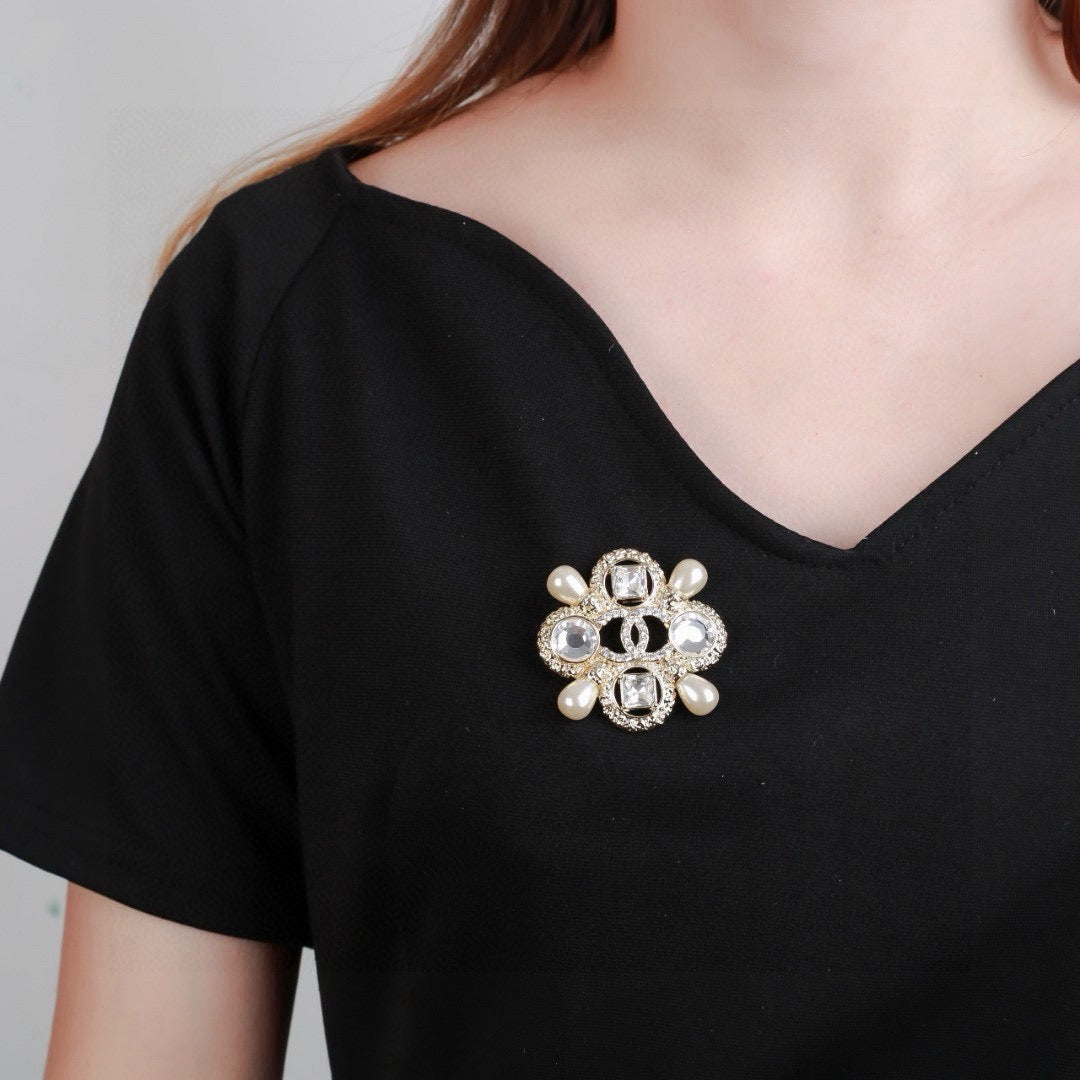 Chanel Baroque Vintage Gold Crystal Maltese Cross Pearl Brooch Pin