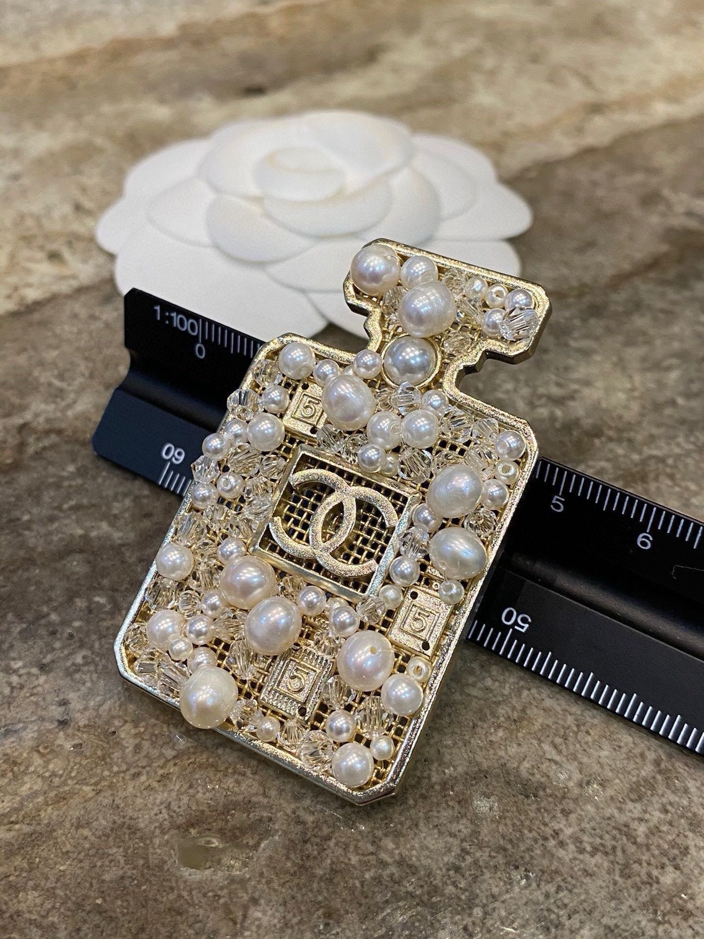 Chanel No.5 Perfume Bottle Pearl Crystal Openwork Brooch Pin