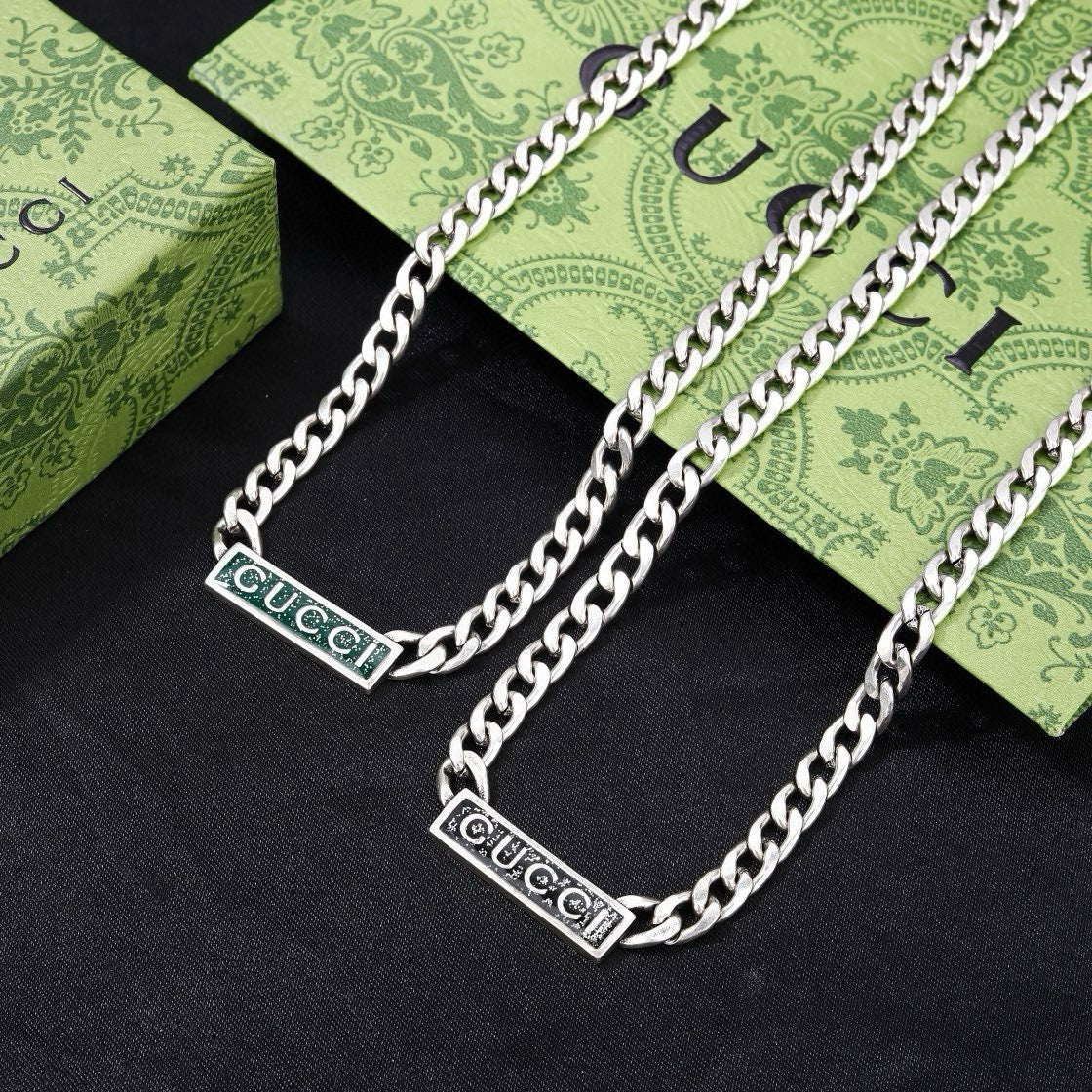 Gucci Interlocking Curb Chain Green Enamel Logo Bar Pendant Necklace