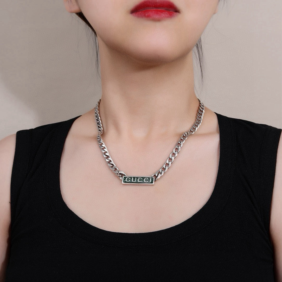 Gucci Interlocking Curb Chain Green Enamel Logo Bar Pendant Necklace