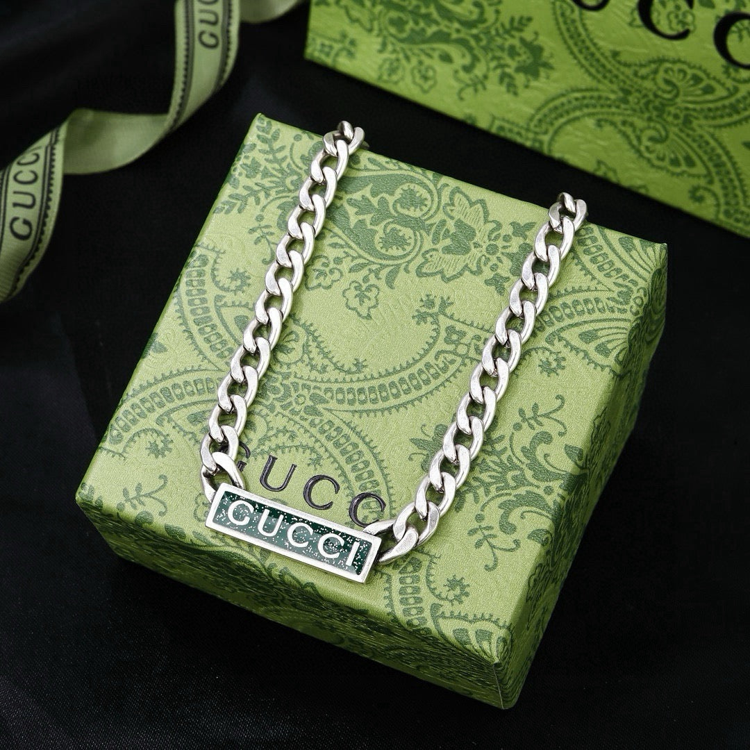 Gucci Interlocking Curb Chain Green Enamel Logo Bar Pendant Necklace