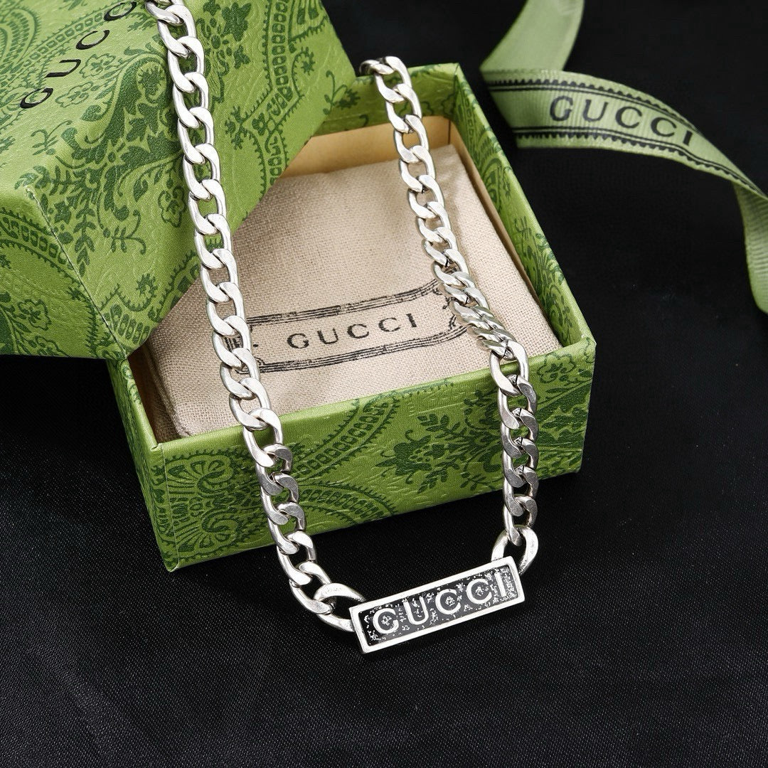 Gucci Interlocking Curb Chain Green Enamel Logo Bar Pendant Necklace