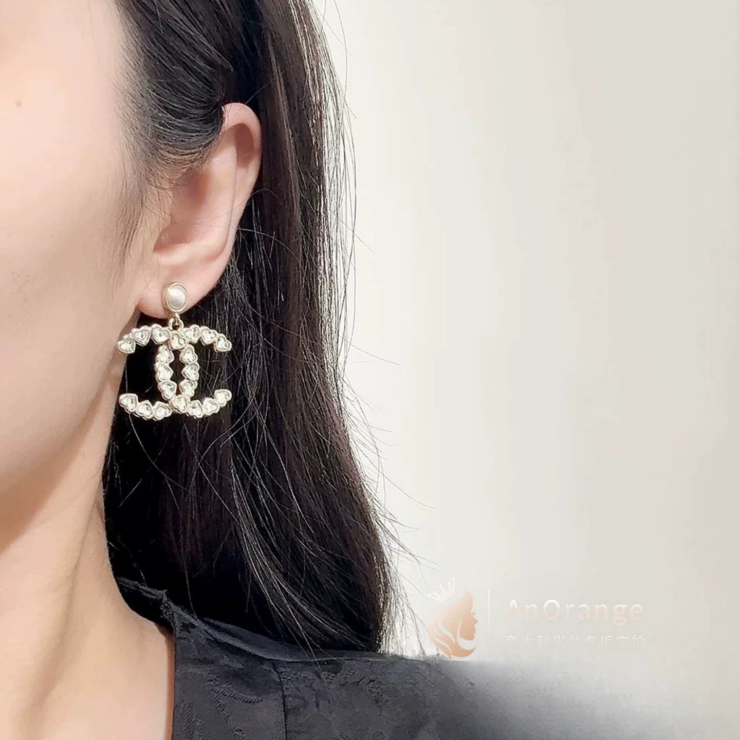 Chanel Romantic Pearl Champagne Gold Heart-Cut Crystal CC Drop Earrings