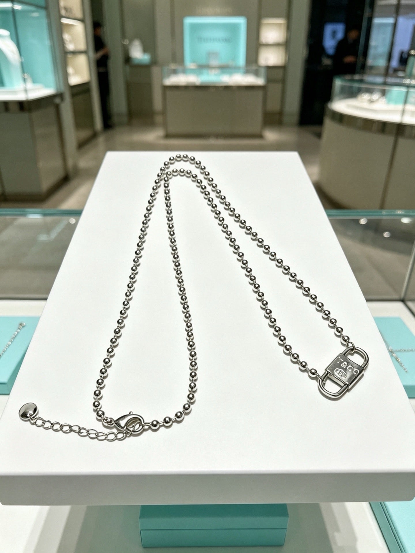 Tiffany & Co. Return to Tiffany Sterling Silver Bead Chain Padlock Pendant Necklace
