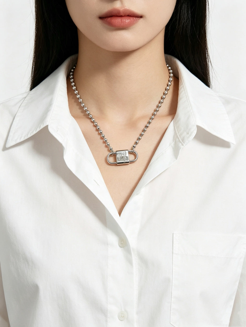 Tiffany & Co. Return to Tiffany Sterling Silver Bead Chain Padlock Pendant Necklace