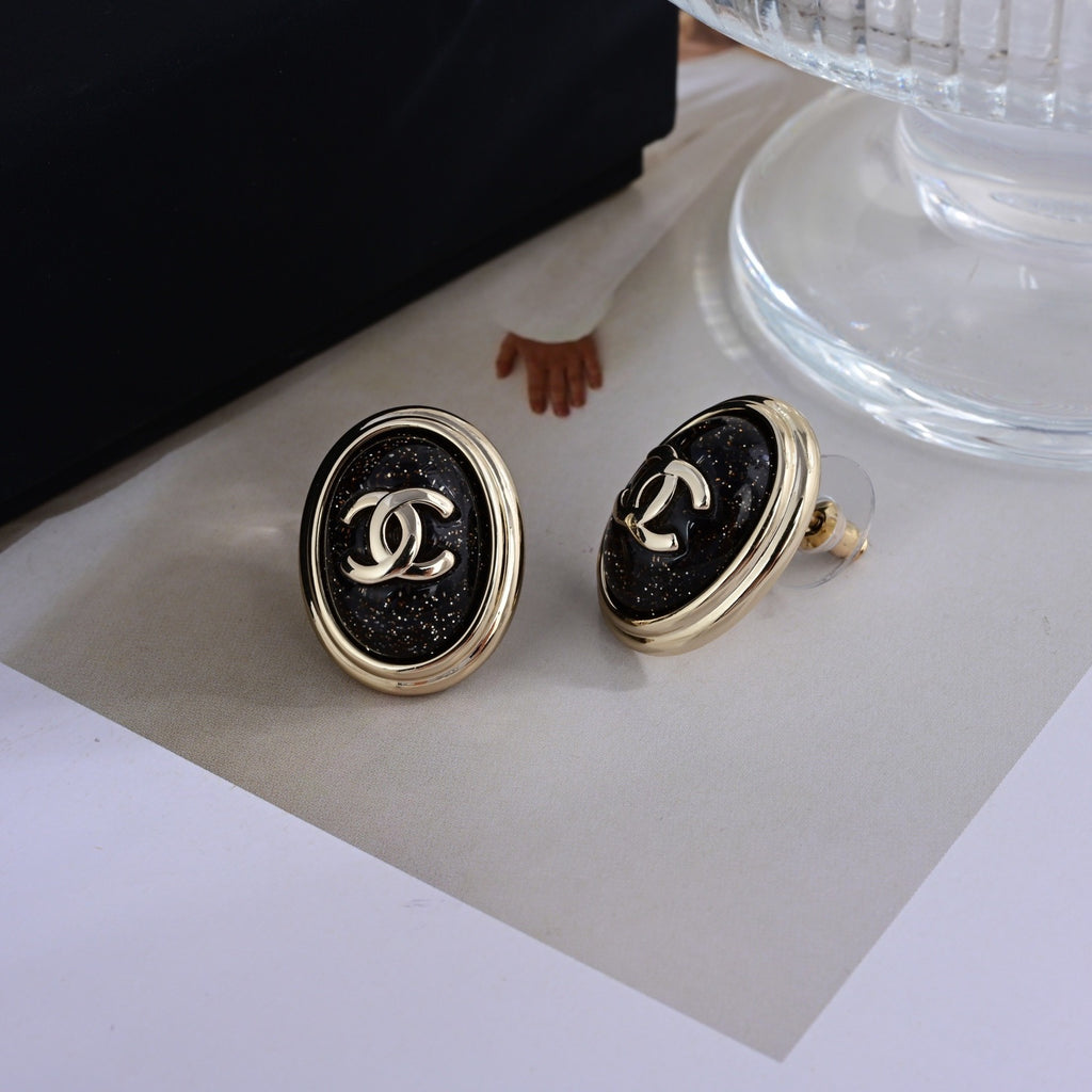 CHANEL Style Gold-Tone Vintage Oval Glitter Black Enamel CC Logo Stud Earrings