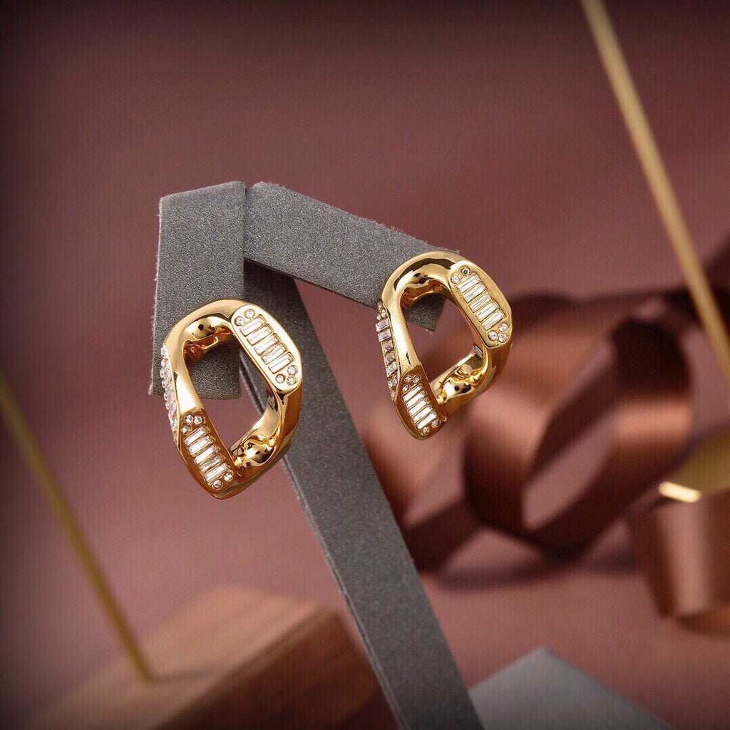 BURBERRY Style Gold-Tone Chain Link Geometric Baguette Crystal Pavé Half-Hoop Earrings