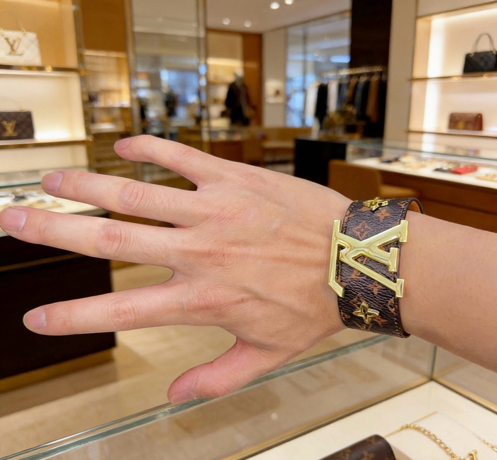 LOUIS VUITTON Style Monogram Canvas Gold-Tone Massive LV Icon Wide Leather Bracelet